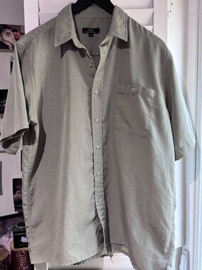 👔✨ INC Men’s Lightweight Khaki Short Sleeve Button-Up Shirt ✨👔
